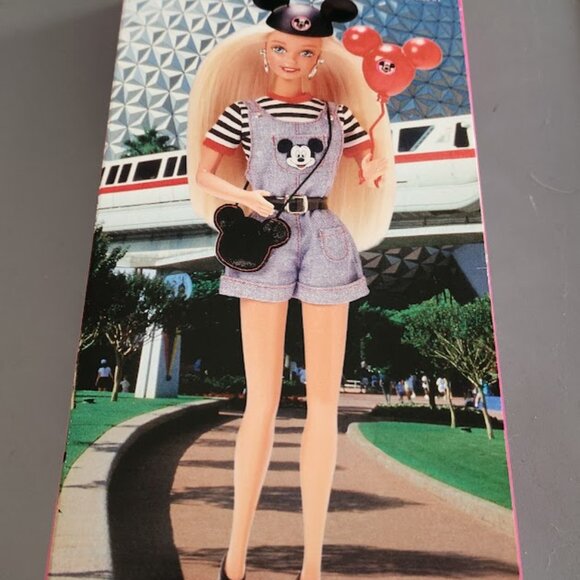 1996 Disney Fun  Barbie - Picture 3 of 3